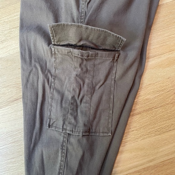 LIVERPOOL LOS ANGELES Cargo Crop Cuffed Pants Size 10 - Picture 7 of 14